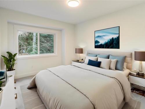 109-5160 Hammond Bay Rd, Nanaimo, BC - Indoor Photo Showing Bedroom