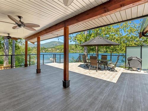4-501 Point Ideal Dr, Lake Cowichan, BC - Outdoor With Deck Patio Veranda