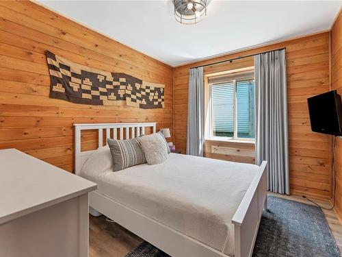 4-501 Point Ideal Dr, Lake Cowichan, BC - Indoor Photo Showing Bedroom
