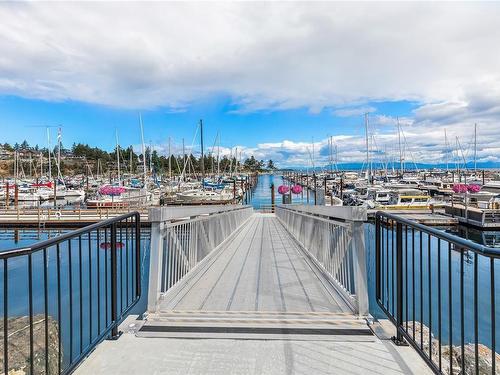 105-3555 Outrigger Rd, Nanoose Bay, BC - Outdoor With View