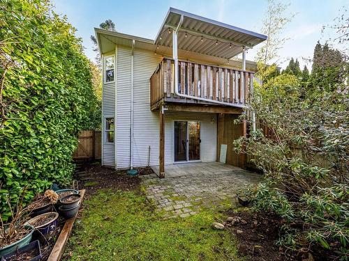 B-631 11Th St, Courtenay, BC - Outdoor