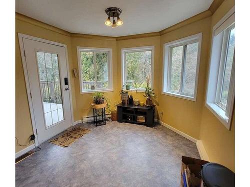 3529 Dougan Dr, Cobble Hill, BC - Indoor Photo Showing Dining Room