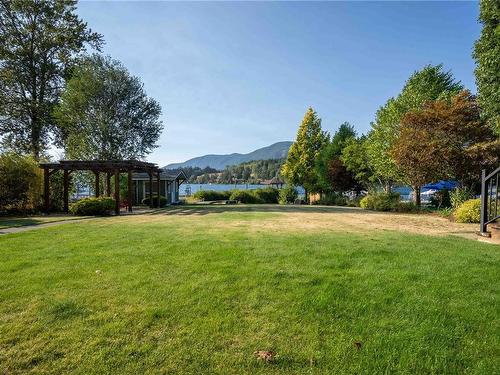 375 Point Ideal Dr, Lake Cowichan, BC - Outdoor