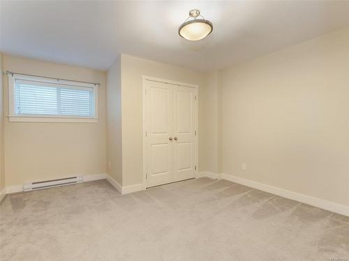 370-6995 Nordin Rd, Sooke, BC - Indoor Photo Showing Other Room