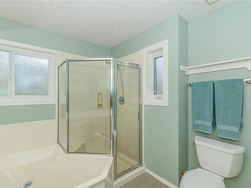 2383 Setchfield Ave, Langford, BC - Indoor Photo Showing Bathroom