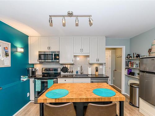 2383 Setchfield Ave, Langford, BC - Indoor Photo Showing Kitchen