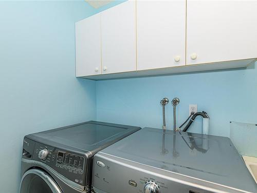 2383 Setchfield Ave, Langford, BC - Indoor Photo Showing Laundry Room