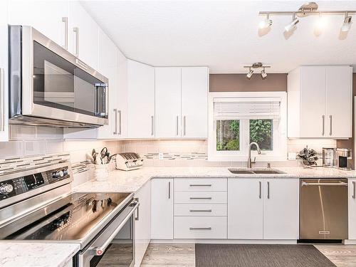 2383 Setchfield Ave, Langford, BC - Indoor Photo Showing Kitchen With Double Sink With Upgraded Kitchen