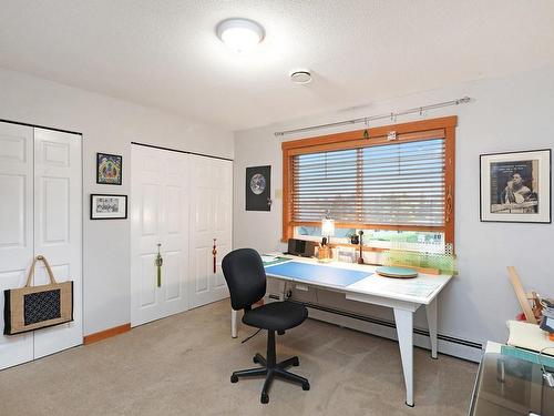 680 Totem Cres, Comox, BC - Indoor Photo Showing Office