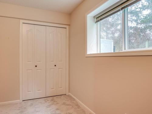 5084 Arden Rd, Port Alberni, BC - Indoor