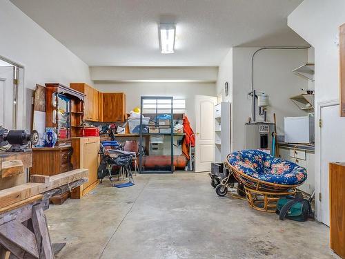 5084 Arden Rd, Port Alberni, BC - Indoor Photo Showing Garage