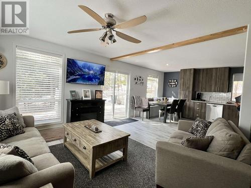 4963 Kyllo Road, 108 Mile Ranch, BC - Indoor Photo Showing Living Room