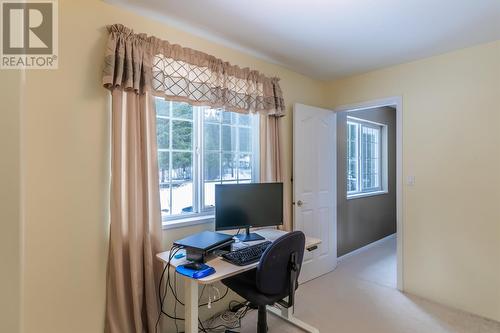 4924 Gloinnzun Drive, 108 Mile Ranch, BC - Indoor Photo Showing Office
