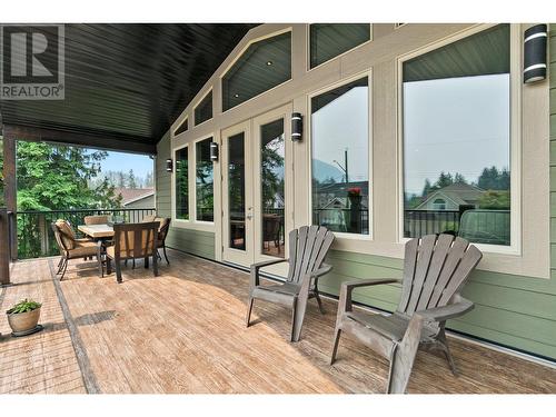 514 Cedar Street, Sicamous, BC - Outdoor With Deck Patio Veranda With Exterior