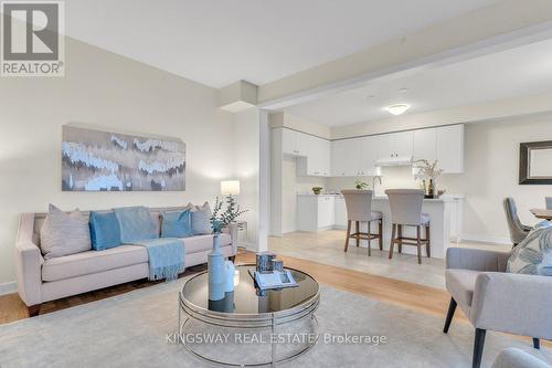 46 Aviron Crescent, Welland, ON - Indoor Photo Showing Living Room