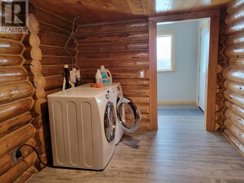 10523 Nithi Pit Road, Fraser Lake, BC - Indoor Photo Showing Laundry Room