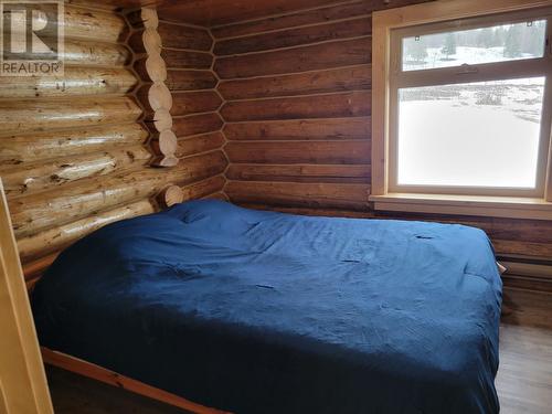 10523 Nithi Pit Road, Fraser Lake, BC - Indoor Photo Showing Bedroom