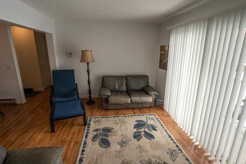 203 - 880 Wordsworth Avenue, Warfield, BC - Indoor Photo Showing Other Room