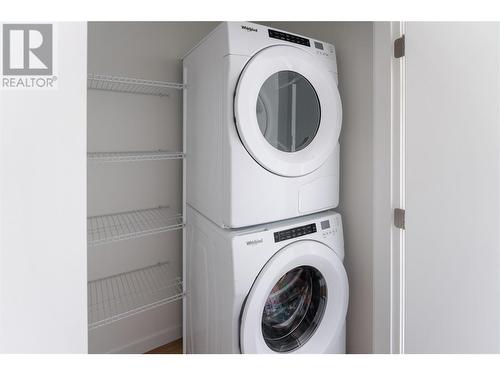 604 Cawston Avenue Unit# 509, Kelowna, BC - Indoor Photo Showing Laundry Room