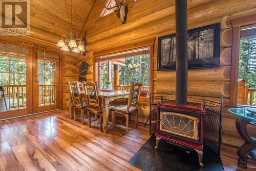 4730 Pine Ridge Way, Logan Lake, BC - Indoor Photo Showing Dining Room