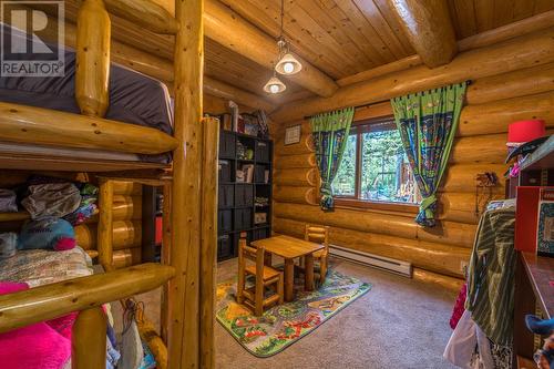 4730 Pine Ridge Way, Logan Lake, BC - Indoor Photo Showing Other Room