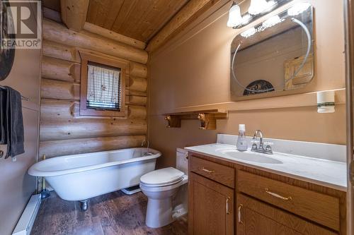4730 Pine Ridge Way, Logan Lake, BC - Indoor Photo Showing Bathroom