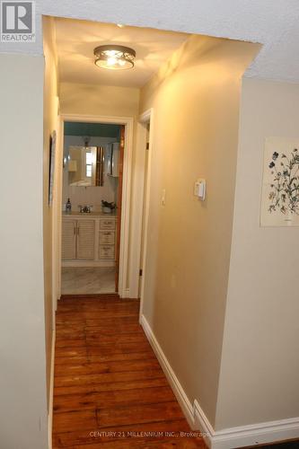 147 Edward St, Blue Mountains, ON - Indoor Photo Showing Other Room