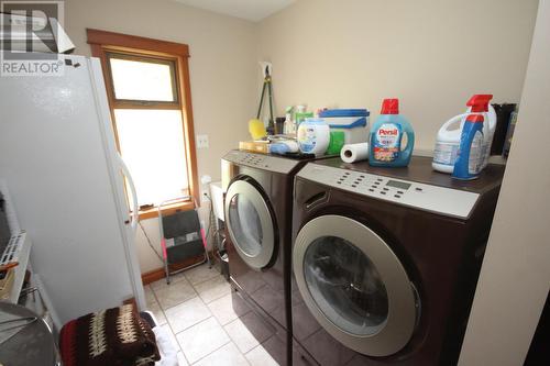 4301 Mclean Creek Road, Okanagan Falls, BC - Indoor Photo Showing Laundry Room