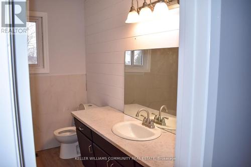 458 Robinson Rd, Smith-Ennismore-Lakefield, ON - Indoor Photo Showing Bathroom