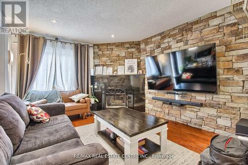 4484 Jenkins Crescent, Mississauga, ON - Indoor Photo Showing Living Room With Fireplace