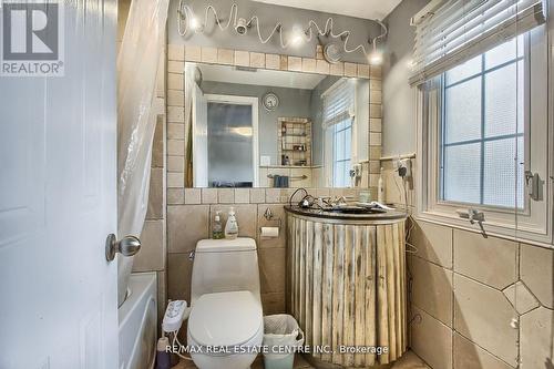4484 Jenkins Crescent, Mississauga, ON - Indoor Photo Showing Bathroom