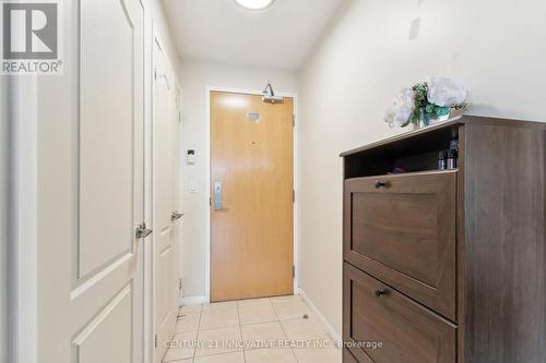 #1005 -185 Legion Rd N, Toronto, ON - Indoor Photo Showing Other Room