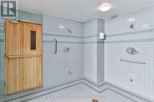 103 - 4450 Tucana Court, Mississauga, ON - Indoor Photo Showing Bathroom