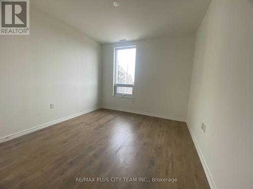 605 - 1098 Paisley Road, Guelph, ON - Indoor Photo Showing Other Room