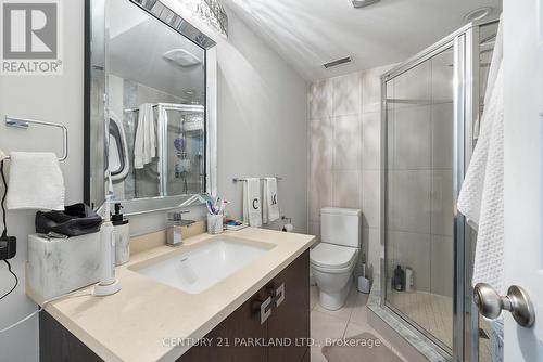 #29 -8169 Kipling Ave, Vaughan, ON - Indoor Photo Showing Bathroom