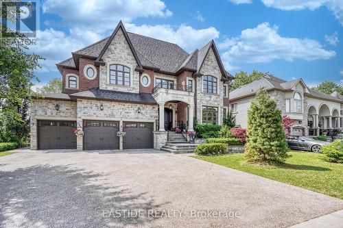 173 Lakeland Cres, Richmond Hill, ON - Outdoor With Facade
