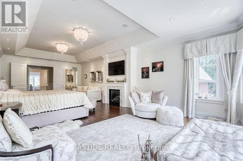 173 Lakeland Cres, Richmond Hill, ON - Indoor Photo Showing Bedroom With Fireplace