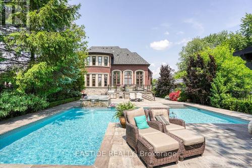 173 Lakeland Cres, Richmond Hill, ON - Outdoor With In Ground Pool With Backyard