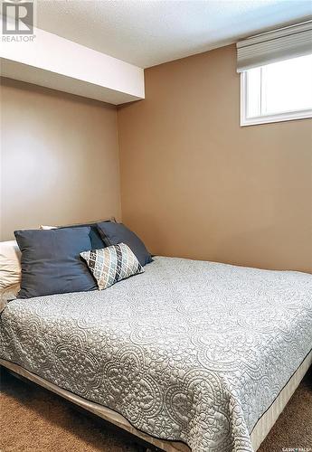 701 Sumner Street, Esterhazy, SK - Indoor Photo Showing Bedroom