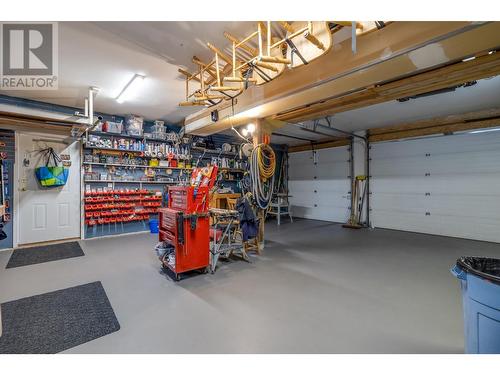 794 Mcclure Road, Kelowna, BC - Indoor Photo Showing Garage