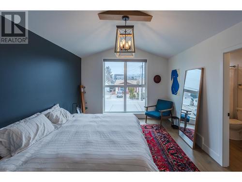 330 Douglas Avenue Unit# 101, Penticton, BC - Indoor Photo Showing Bedroom