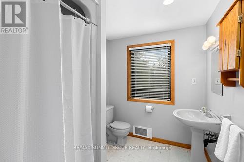221 Pellisier Street, Grey Highlands, ON - Indoor Photo Showing Bathroom