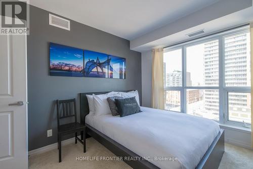 804 - 242 Rideau Street, Ottawa, ON - Indoor Photo Showing Bedroom