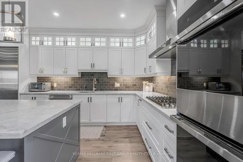 7 Duncan Drive, Kawartha Lakes, ON - Indoor Photo Showing Kitchen With Upgraded Kitchen
