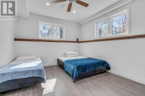 7 Duncan Drive, Kawartha Lakes, ON - Indoor Photo Showing Bedroom