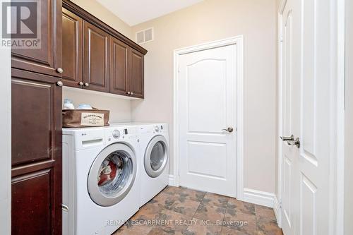 4944 First Line, Erin, ON - Indoor Photo Showing Laundry Room