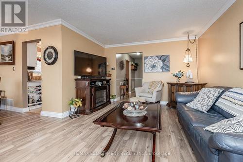 1503 Kenilworth Cres, Oakville, ON - Indoor Photo Showing Living Room With Fireplace