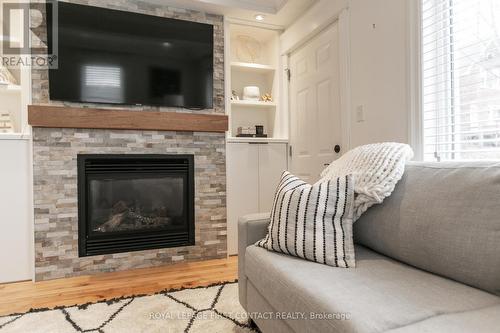206 Centennial Drive, Midland, ON - Indoor Photo Showing Living Room With Fireplace