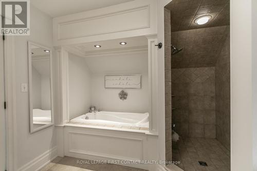206 Centennial Drive, Midland, ON - Indoor Photo Showing Bathroom
