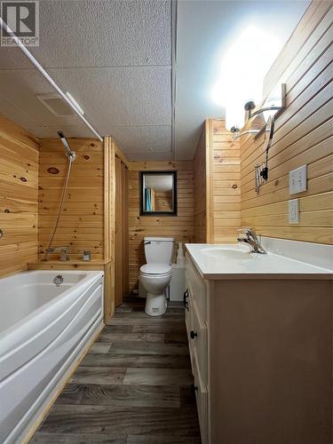 52 Hickman Street, Grand Bank, NL - Indoor Photo Showing Bathroom